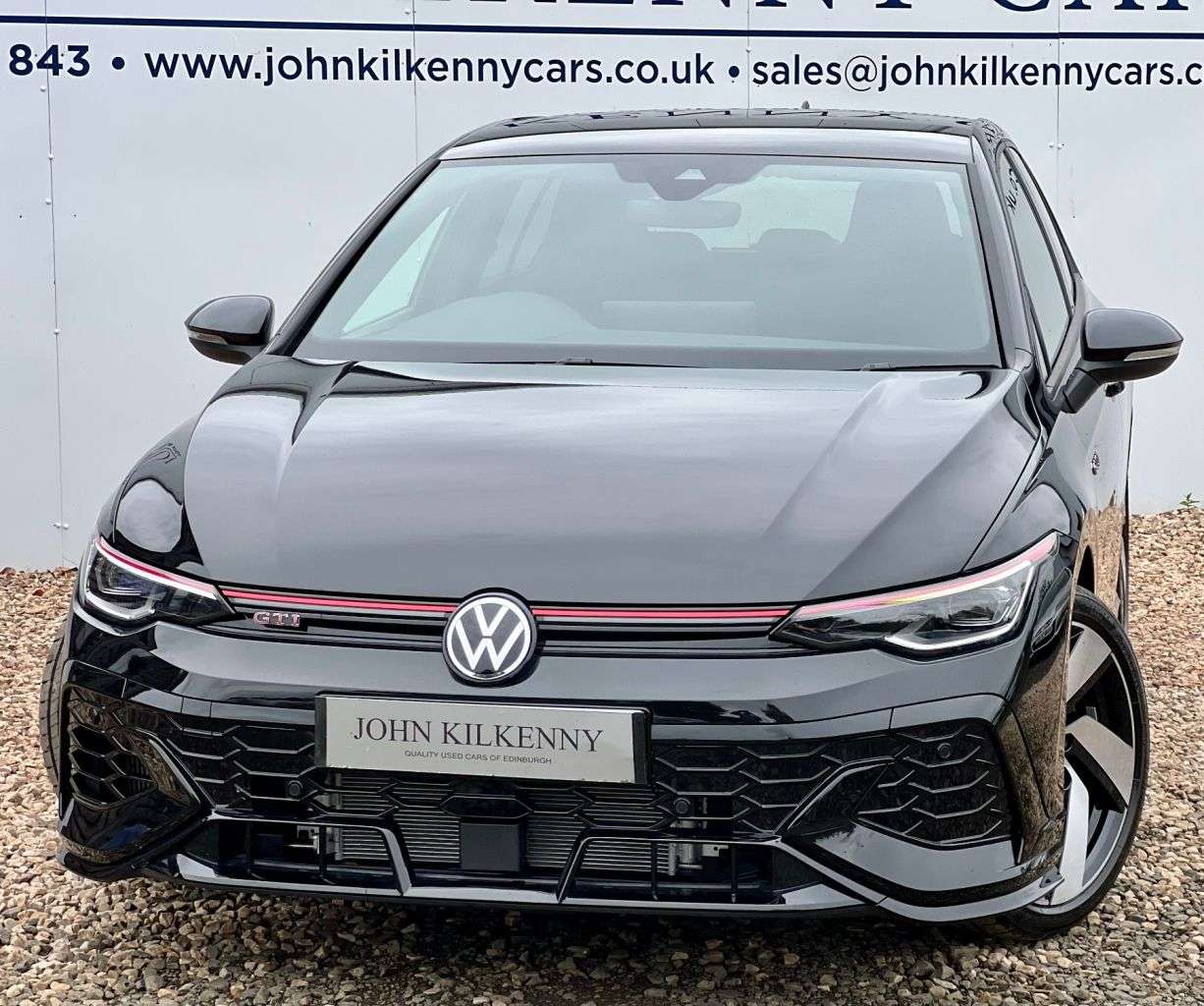 A 2025 VOLKSWAGEN GOLF 2.0 TSI GTI Clubsport Hatchback 5dr Petrol DSG Euro 6 (s/s) (300 ps) A 2025 VOLKSWAGEN GOLF 2.0 TSI GTI Clubsport Hatchback 5dr Petrol DSG Euro 6 (s/s) (300 ps)