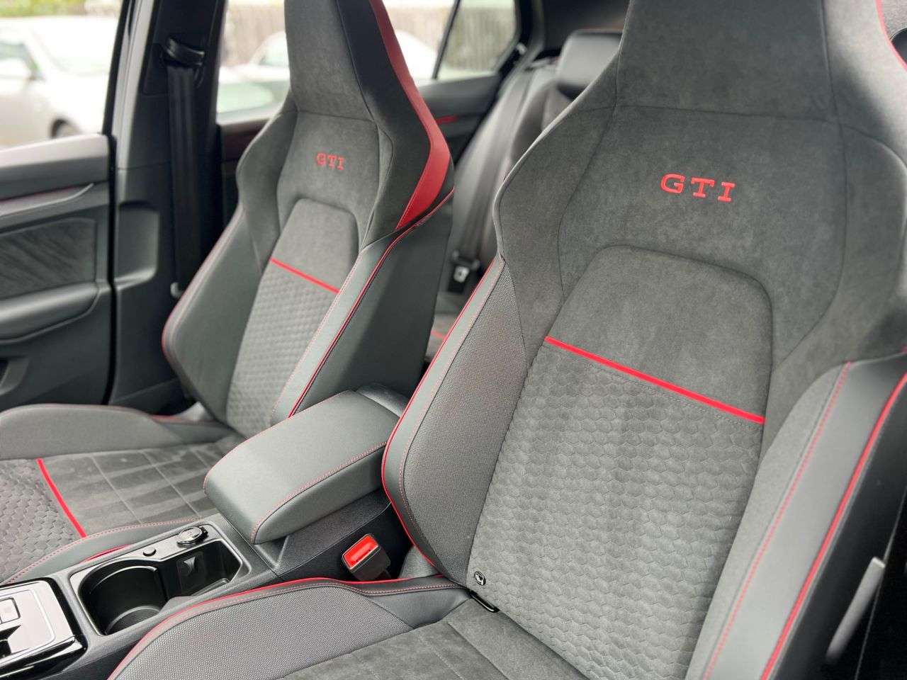 2025 VOLKSWAGEN GOLF 2025 VOLKSWAGEN GOLF