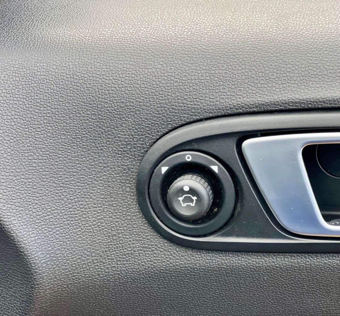 2017 FORD ECOSPORT 2017 FORD ECOSPORT