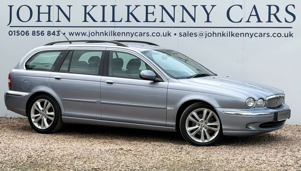 A 2007 JAGUAR X-TYPE 2.2D Sovereign Estate 5dr Diesel Manual (164 g/km, 152 bhp) A 2007 JAGUAR X-TYPE 2.2D Sovereign Estate 5dr Diesel Manual (164 g/km, 152 bhp)