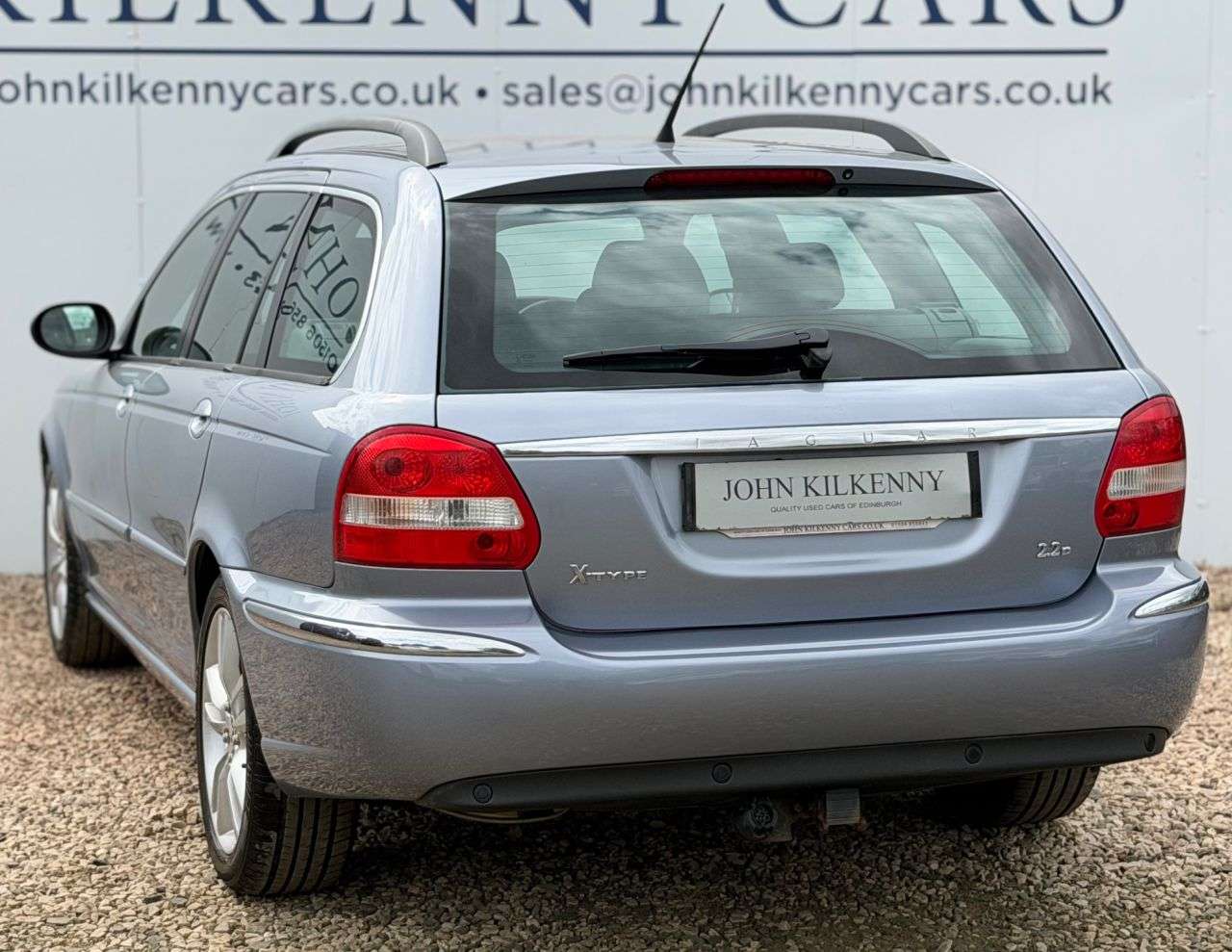 A 2007 JAGUAR X-TYPE 2.2D Sovereign Estate 5dr Diesel Manual (164 g/km, 152 bhp) A 2007 JAGUAR X-TYPE 2.2D Sovereign Estate 5dr Diesel Manual (164 g/km, 152 bhp)