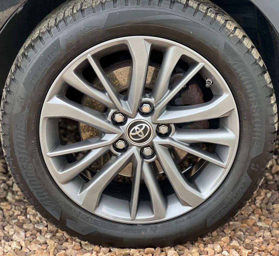 2017 TOYOTA AVENSIS 2017 TOYOTA AVENSIS