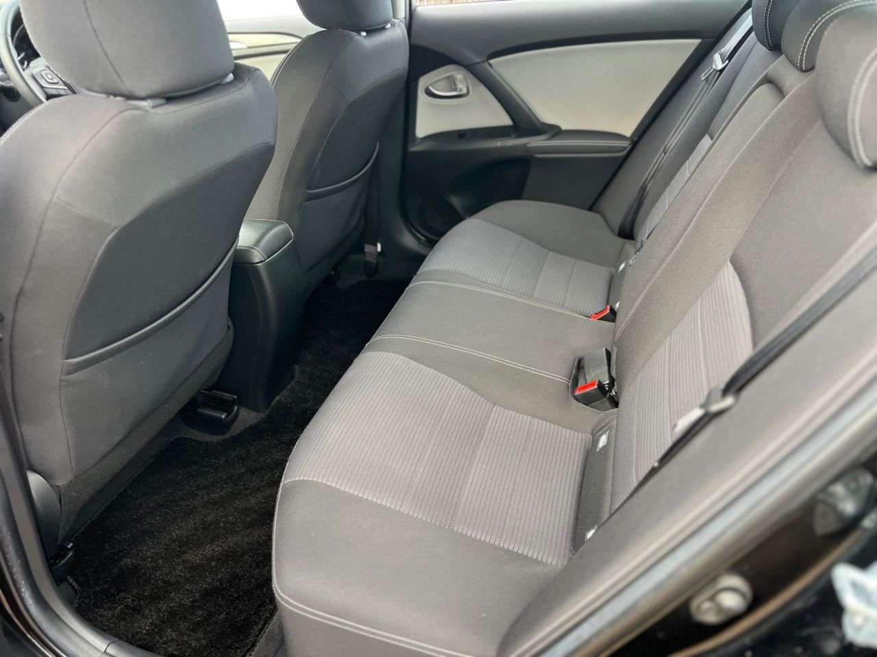 2017 TOYOTA AVENSIS 2017 TOYOTA AVENSIS