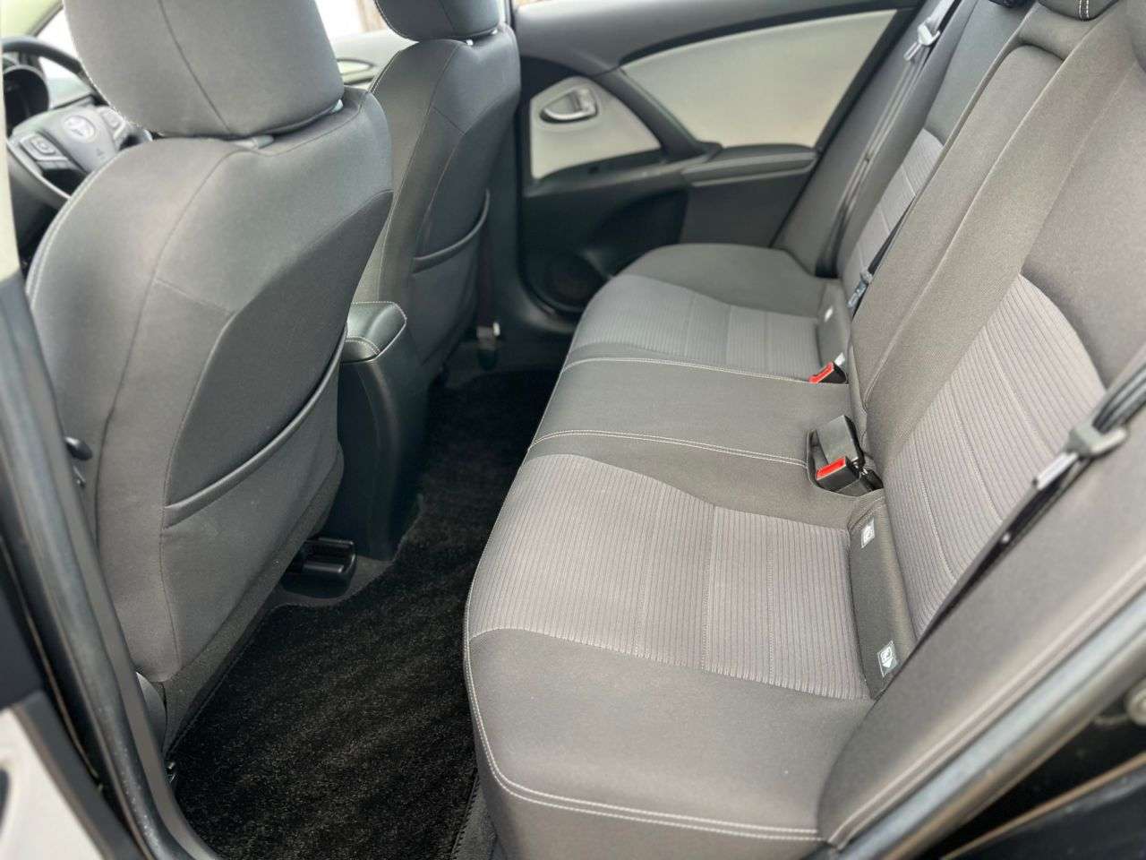 2017 TOYOTA AVENSIS 2017 TOYOTA AVENSIS