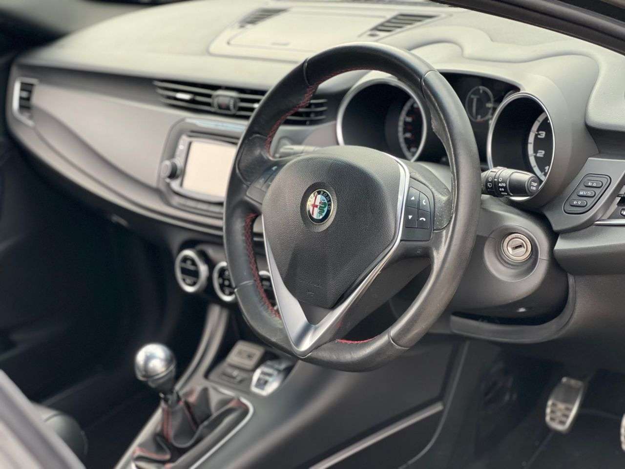 2015 ALFA ROMEO GIULIETTA 2015 ALFA ROMEO GIULIETTA