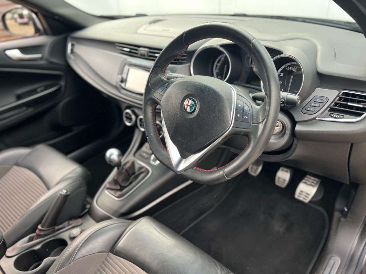 2015 ALFA ROMEO GIULIETTA 2015 ALFA ROMEO GIULIETTA