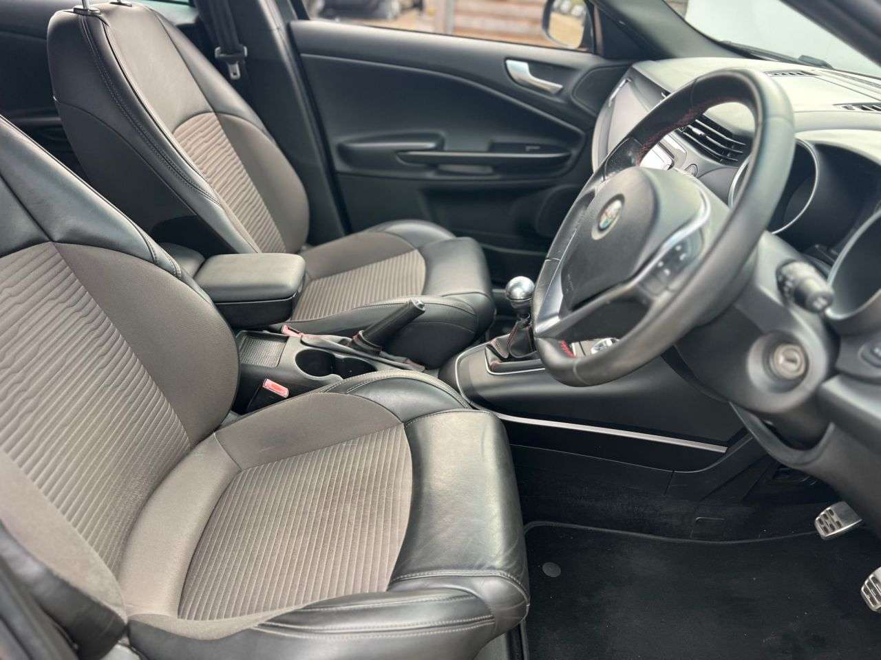 2015 ALFA ROMEO GIULIETTA 2015 ALFA ROMEO GIULIETTA