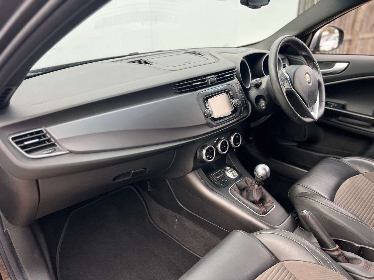 2015 ALFA ROMEO GIULIETTA 2015 ALFA ROMEO GIULIETTA