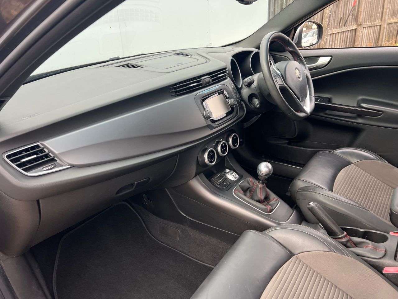 2015 ALFA ROMEO GIULIETTA 2015 ALFA ROMEO GIULIETTA