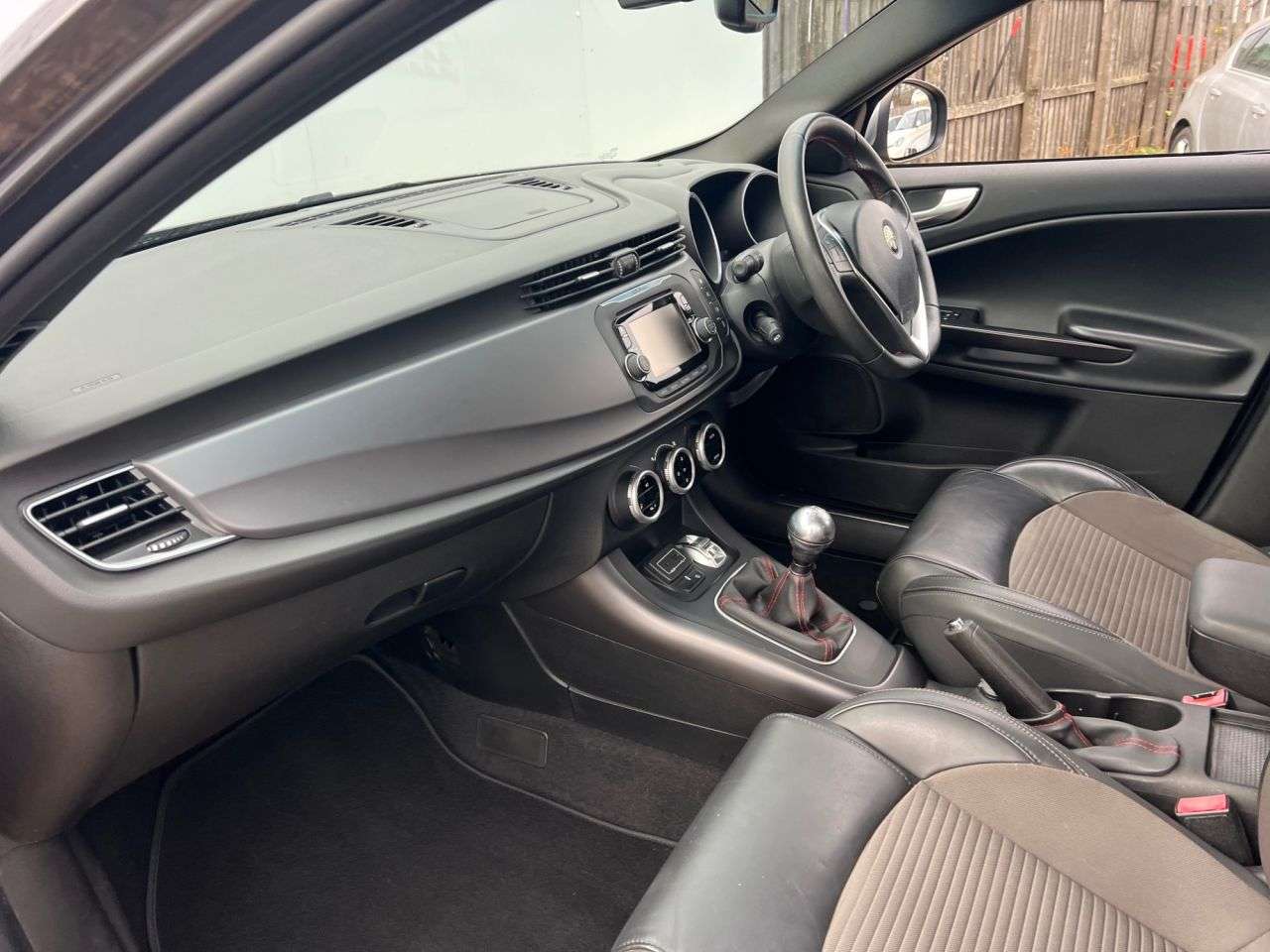 2015 ALFA ROMEO GIULIETTA 2015 ALFA ROMEO GIULIETTA