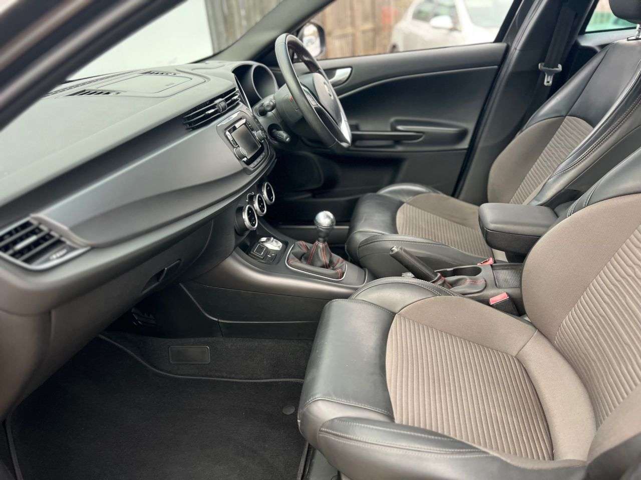 2015 ALFA ROMEO GIULIETTA 2015 ALFA ROMEO GIULIETTA