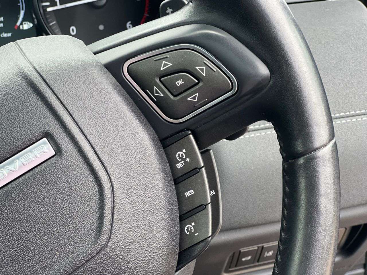 2018 LAND ROVER RANGE ROVER EVOQUE 2018 LAND ROVER RANGE ROVER EVOQUE