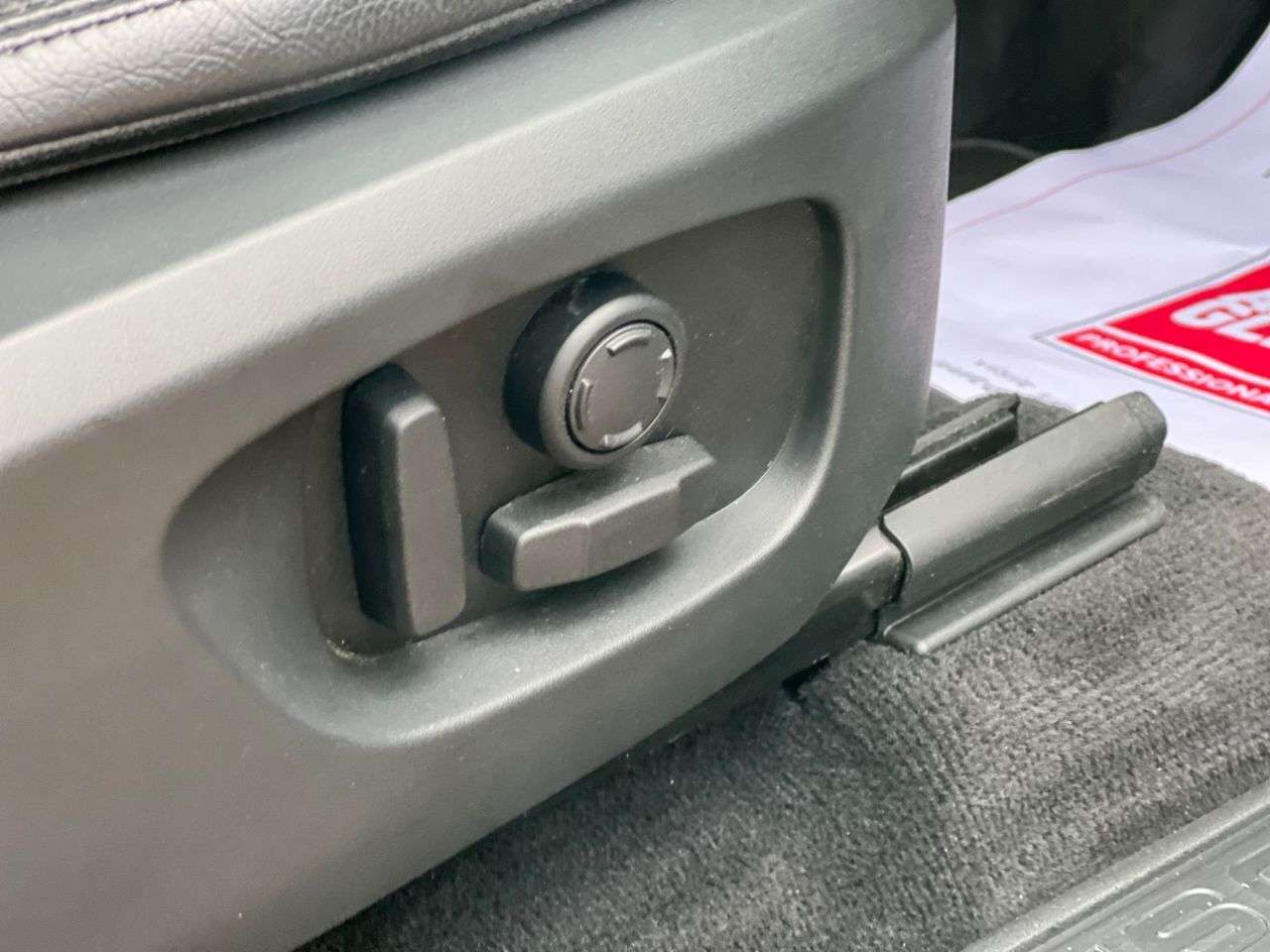 2018 LAND ROVER DISCOVERY SPORT 2018 LAND ROVER DISCOVERY SPORT