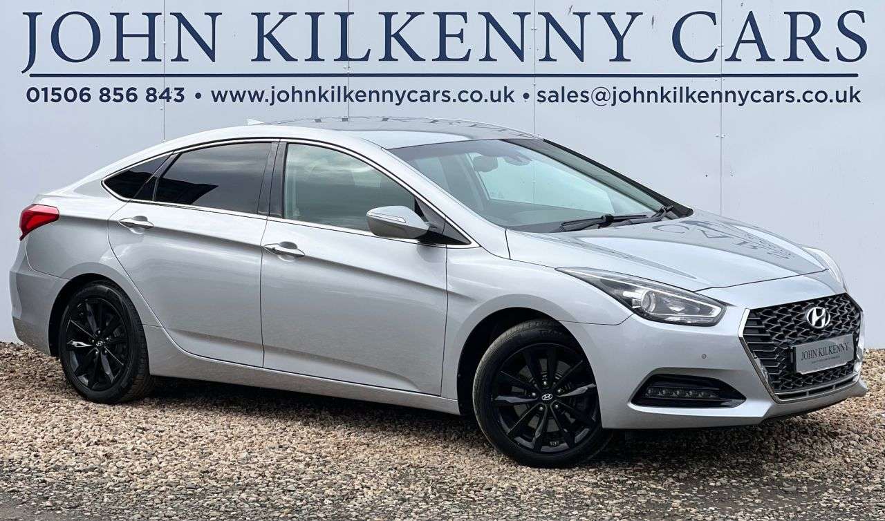 A 2019 HYUNDAI I40 1.6 CRDi SE Nav Saloon 4dr Diesel DCT Euro 6 (s/s) (136 ps) A 2019 HYUNDAI I40 1.6 CRDi SE Nav Saloon 4dr Diesel DCT Euro 6 (s/s) (136 ps)