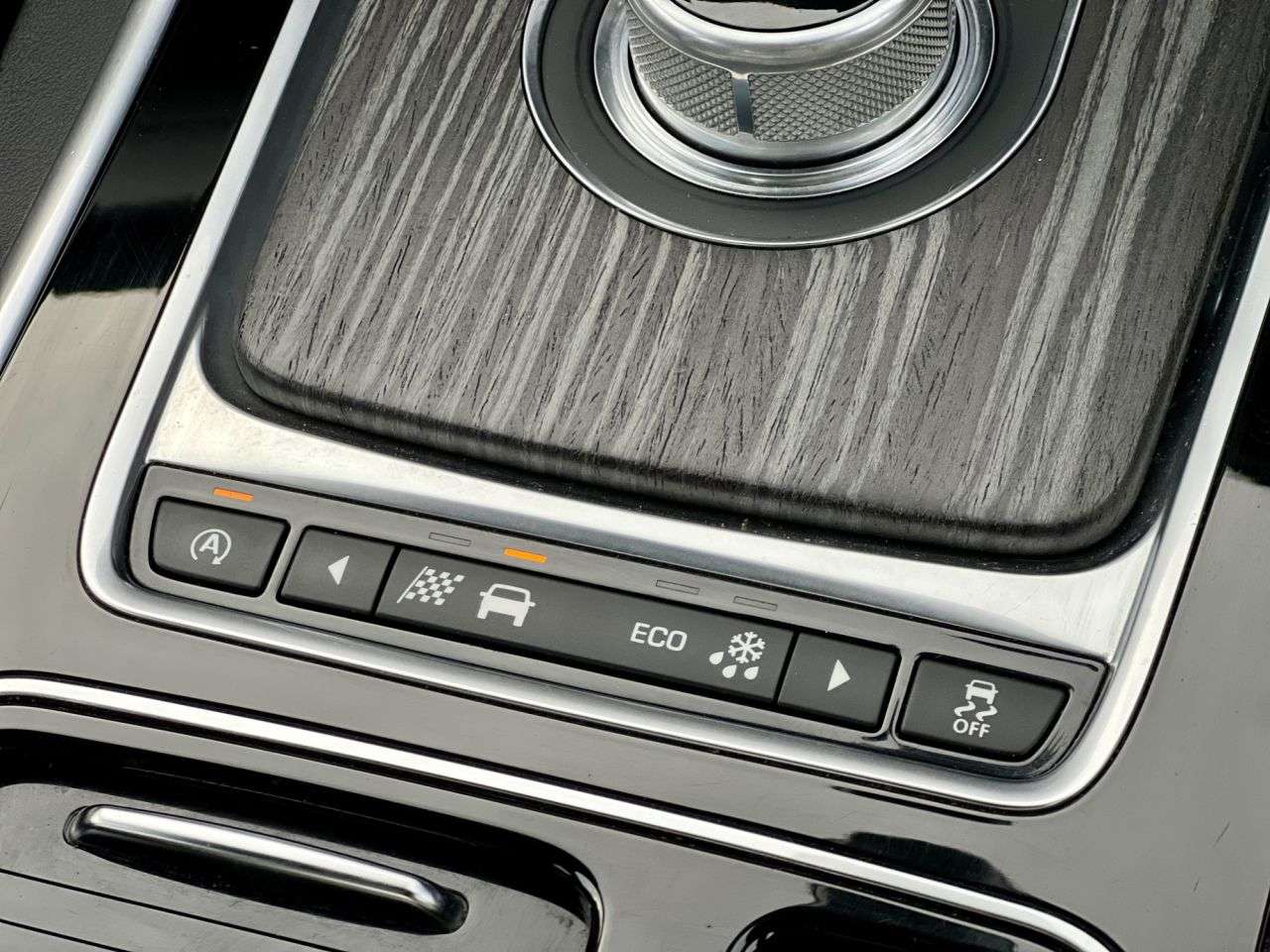 2016 JAGUAR XF 2016 JAGUAR XF