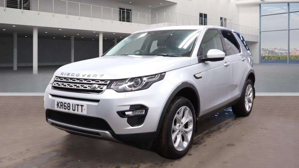 A 2018 LAND ROVER DISCOVERY SPORT 2.0 TD4 HSE SUV 5dr Diesel Auto 4WD Euro 6 (s/s) (180 ps) A 2018 LAND ROVER DISCOVERY SPORT 2.0 TD4 HSE SUV 5dr Diesel Auto 4WD Euro 6 (s/s) (180 ps)