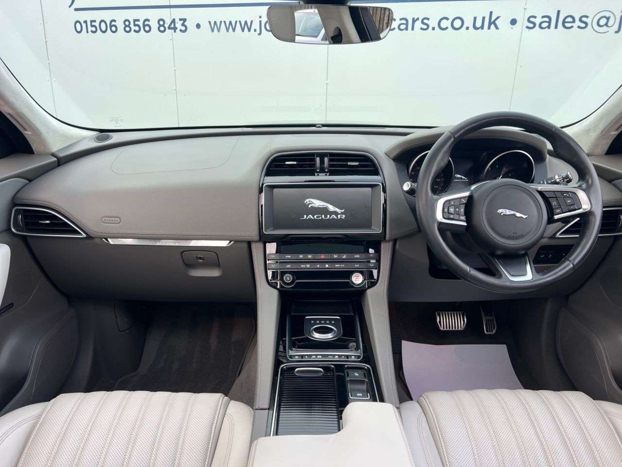 2018 JAGUAR F-PACE 2018 JAGUAR F-PACE