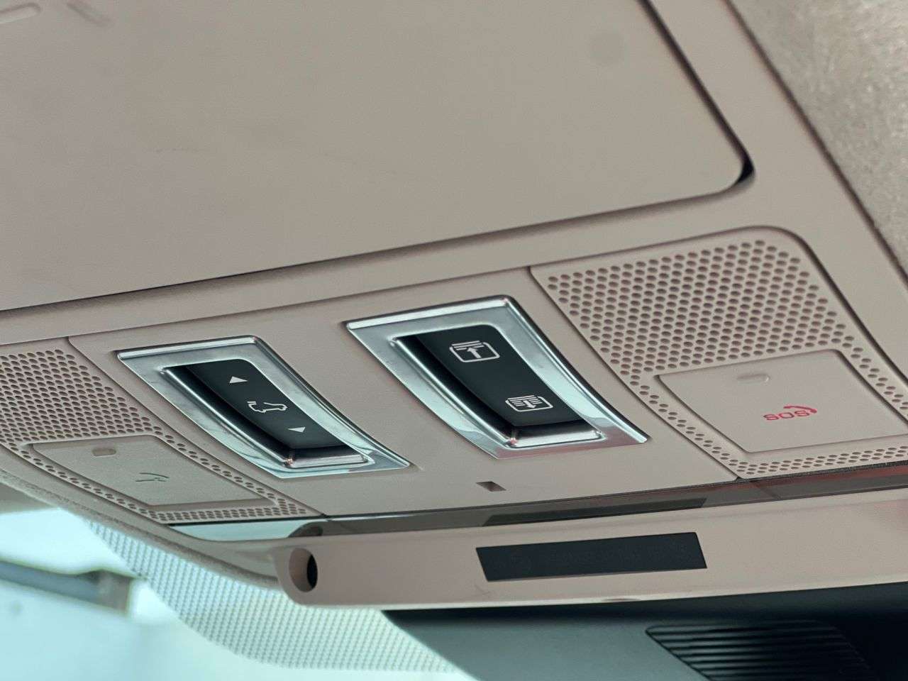 2018 JAGUAR F-PACE 2018 JAGUAR F-PACE