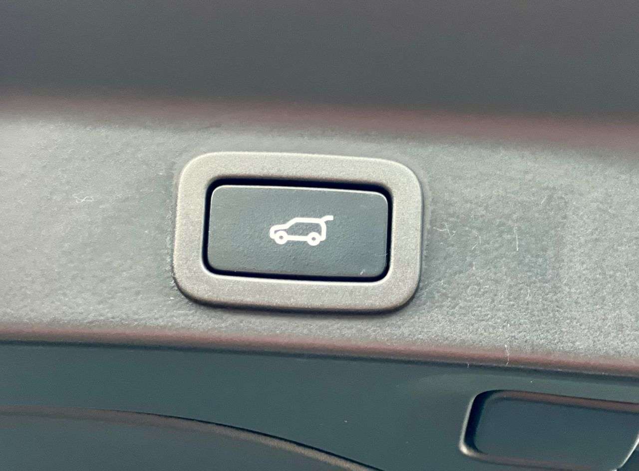 2018 JAGUAR F-PACE 2018 JAGUAR F-PACE