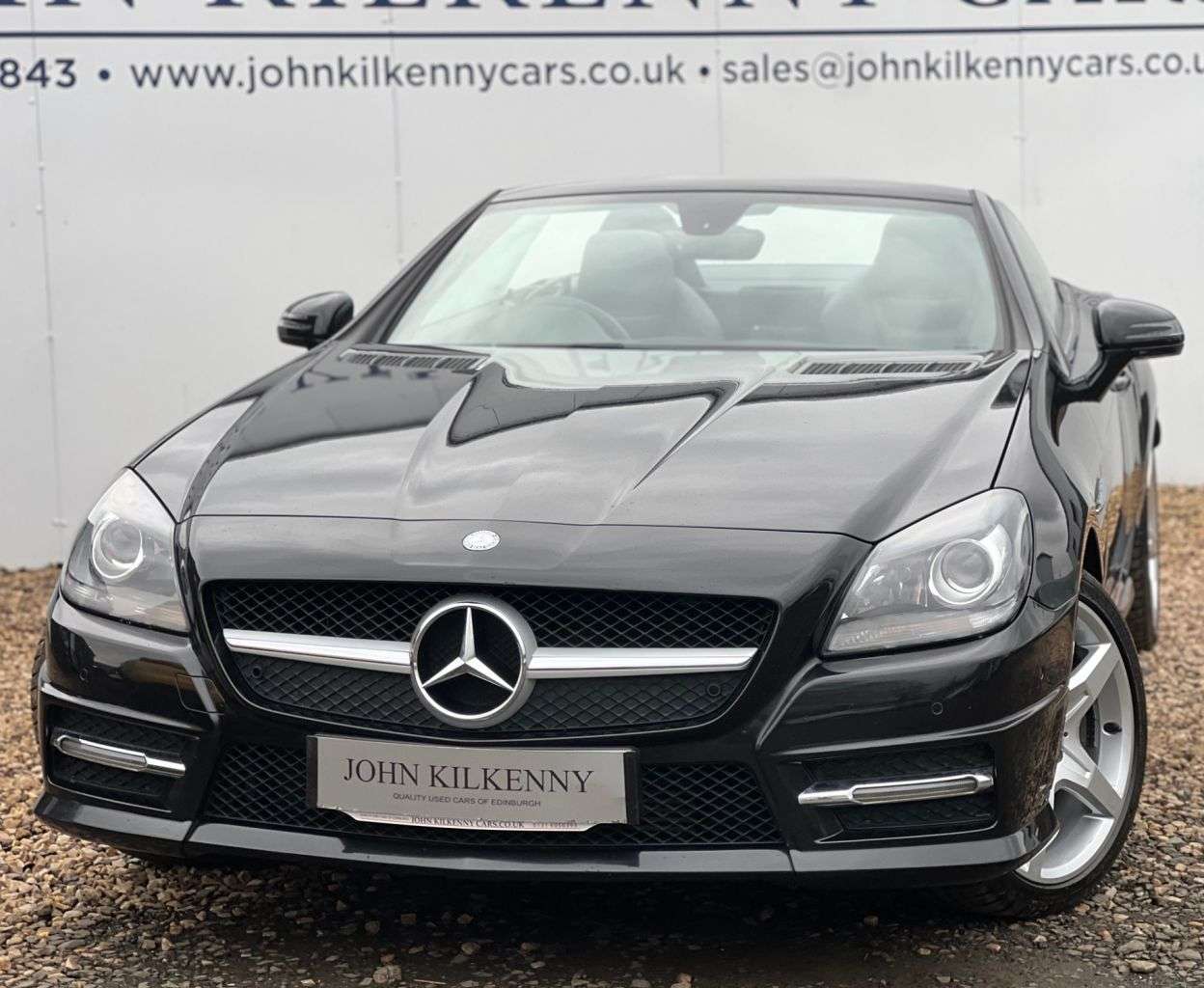 A 2013 MERCEDES-BENZ SLK 1.8 SLK200 AMG Sport Convertible 2dr Petrol G-Tronic+ Euro 5 (s/s) (184 ps) A 2013 MERCEDES-BENZ SLK 1.8 SLK200 AMG Sport Convertible 2dr Petrol G-Tronic+ Euro 5 (s/s) (184 ps)