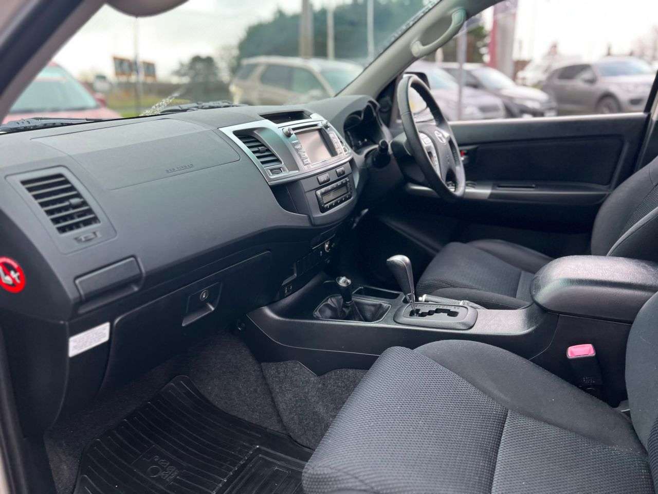 2014 TOYOTA HI-LUX 2014 TOYOTA HI-LUX