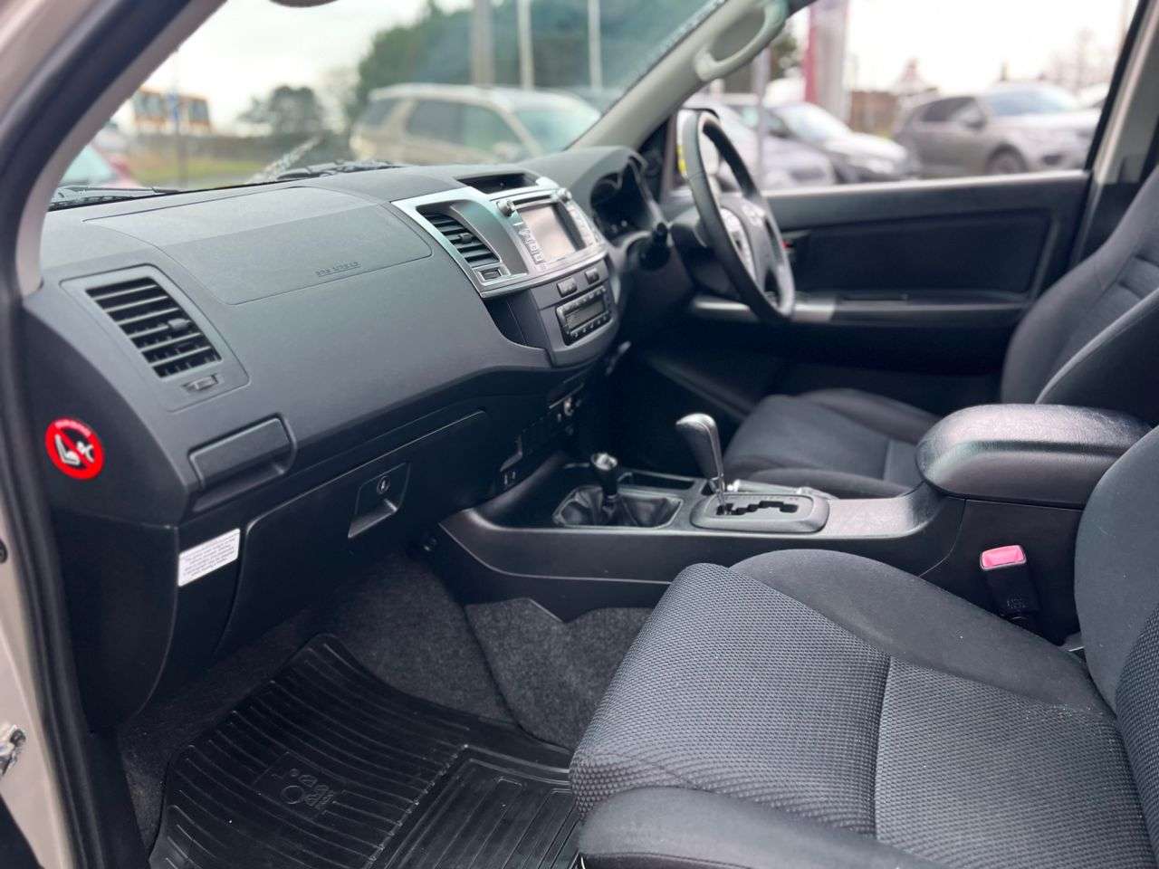 2014 TOYOTA HI-LUX 2014 TOYOTA HI-LUX