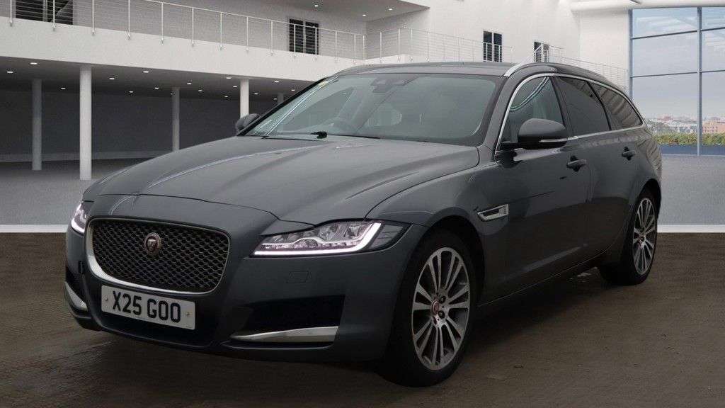 A 2018 JAGUAR XF 2.0d Portfolio Sportbrake 5dr Diesel Auto AWD Euro 6 (s/s) (240 ps) A 2018 JAGUAR XF 2.0d Portfolio Sportbrake 5dr Diesel Auto AWD Euro 6 (s/s) (240 ps)