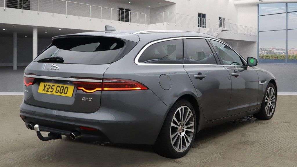 2018 JAGUAR XF 2018 JAGUAR XF