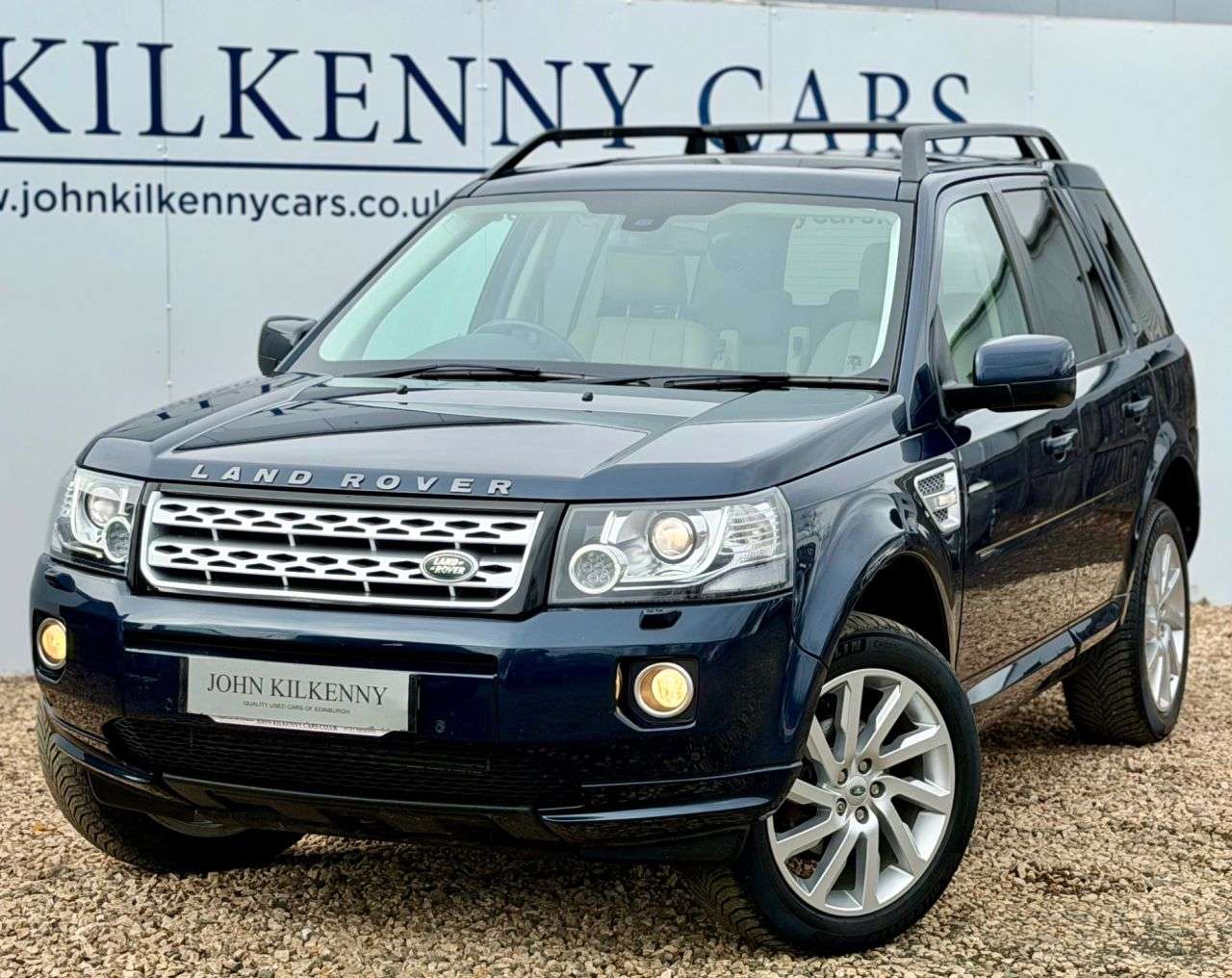 A 2013 LAND ROVER FREELANDER 2 2.2 SD4 HSE SUV 5dr Diesel CommandShift 4WD Euro 5 (190 ps) A 2013 LAND ROVER FREELANDER 2 2.2 SD4 HSE SUV 5dr Diesel CommandShift 4WD Euro 5 (190 ps)
