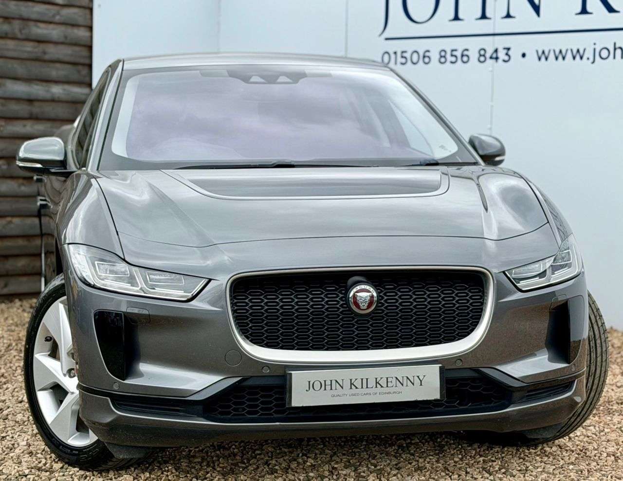 A 2019 JAGUAR I-PACE 400 90kWh SE SUV 5dr Electric Auto 4WD (400 ps) A 2019 JAGUAR I-PACE 400 90kWh SE SUV 5dr Electric Auto 4WD (400 ps)