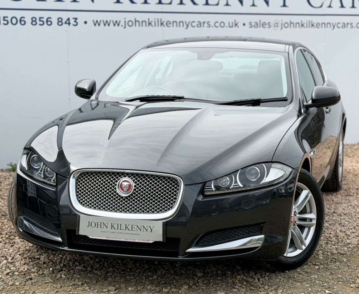 A 2014 JAGUAR XF 2.2d Luxury Saloon 4dr Diesel Auto Euro 5 (s/s) (200 ps) A 2014 JAGUAR XF 2.2d Luxury Saloon 4dr Diesel Auto Euro 5 (s/s) (200 ps)