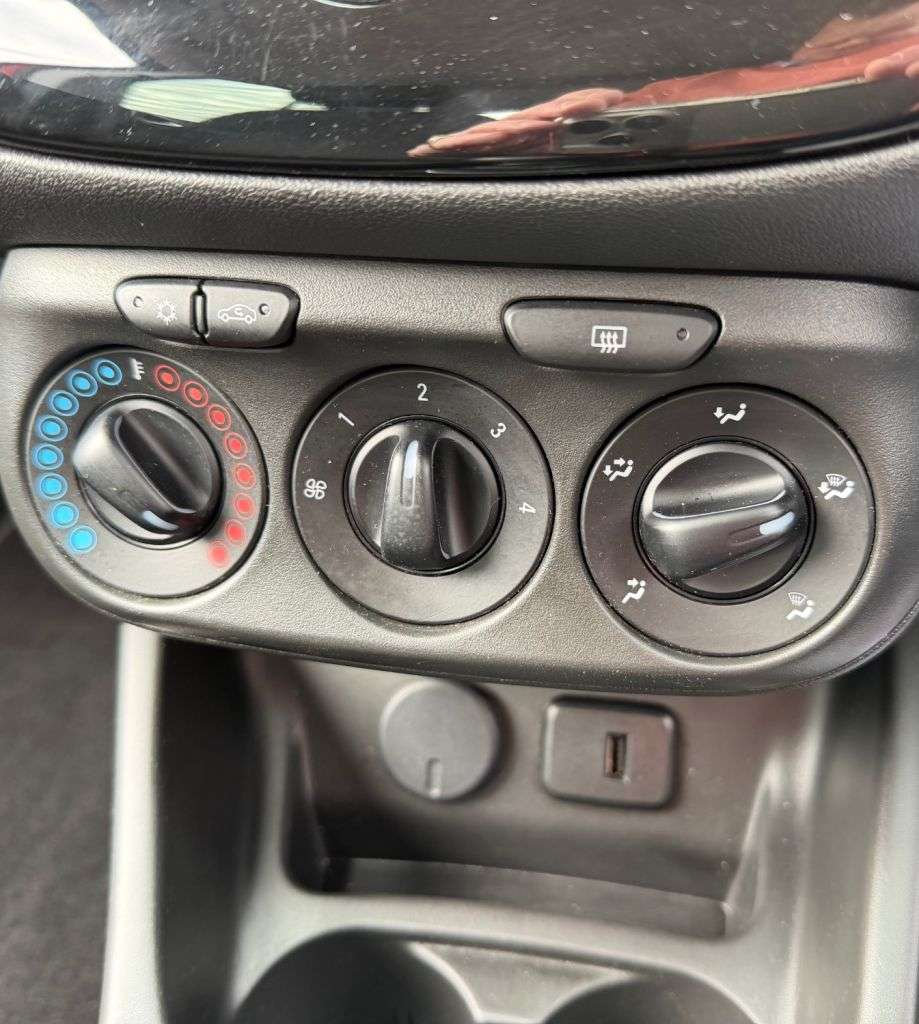 2018 VAUXHALL CORSA 2018 VAUXHALL CORSA