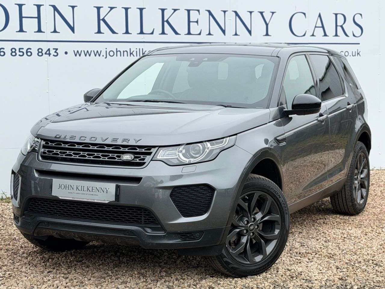 A 2018 LAND ROVER DISCOVERY SPORT 2.0 TD4 Landmark SUV 5dr Diesel Auto 4WD Euro 6 (s/s) (180 ps) A 2018 LAND ROVER DISCOVERY SPORT 2.0 TD4 Landmark SUV 5dr Diesel Auto 4WD Euro 6 (s/s) (180 ps)