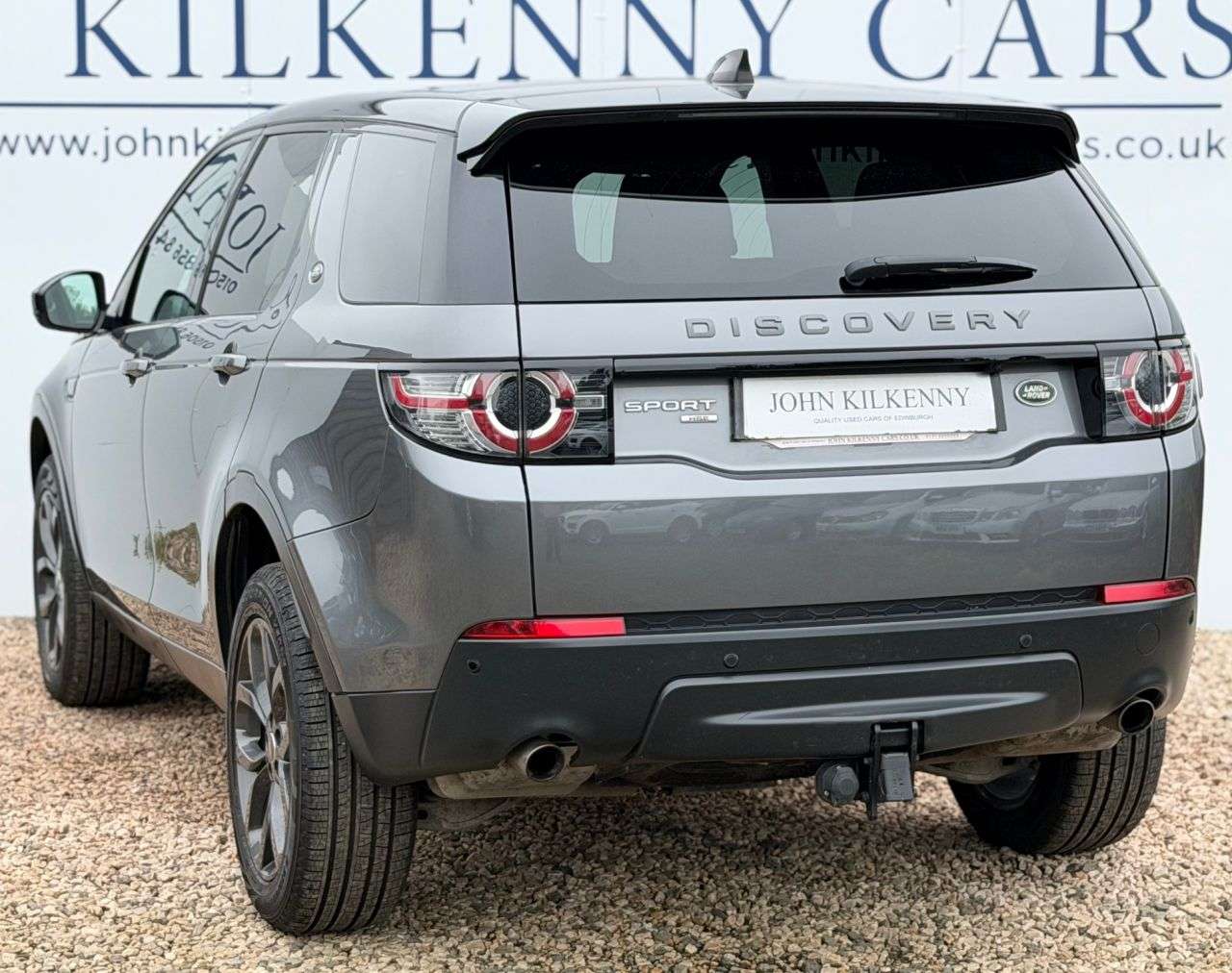 A 2018 LAND ROVER DISCOVERY SPORT 2.0 TD4 Landmark SUV 5dr Diesel Auto 4WD Euro 6 (s/s) (180 ps) A 2018 LAND ROVER DISCOVERY SPORT 2.0 TD4 Landmark SUV 5dr Diesel Auto 4WD Euro 6 (s/s) (180 ps)