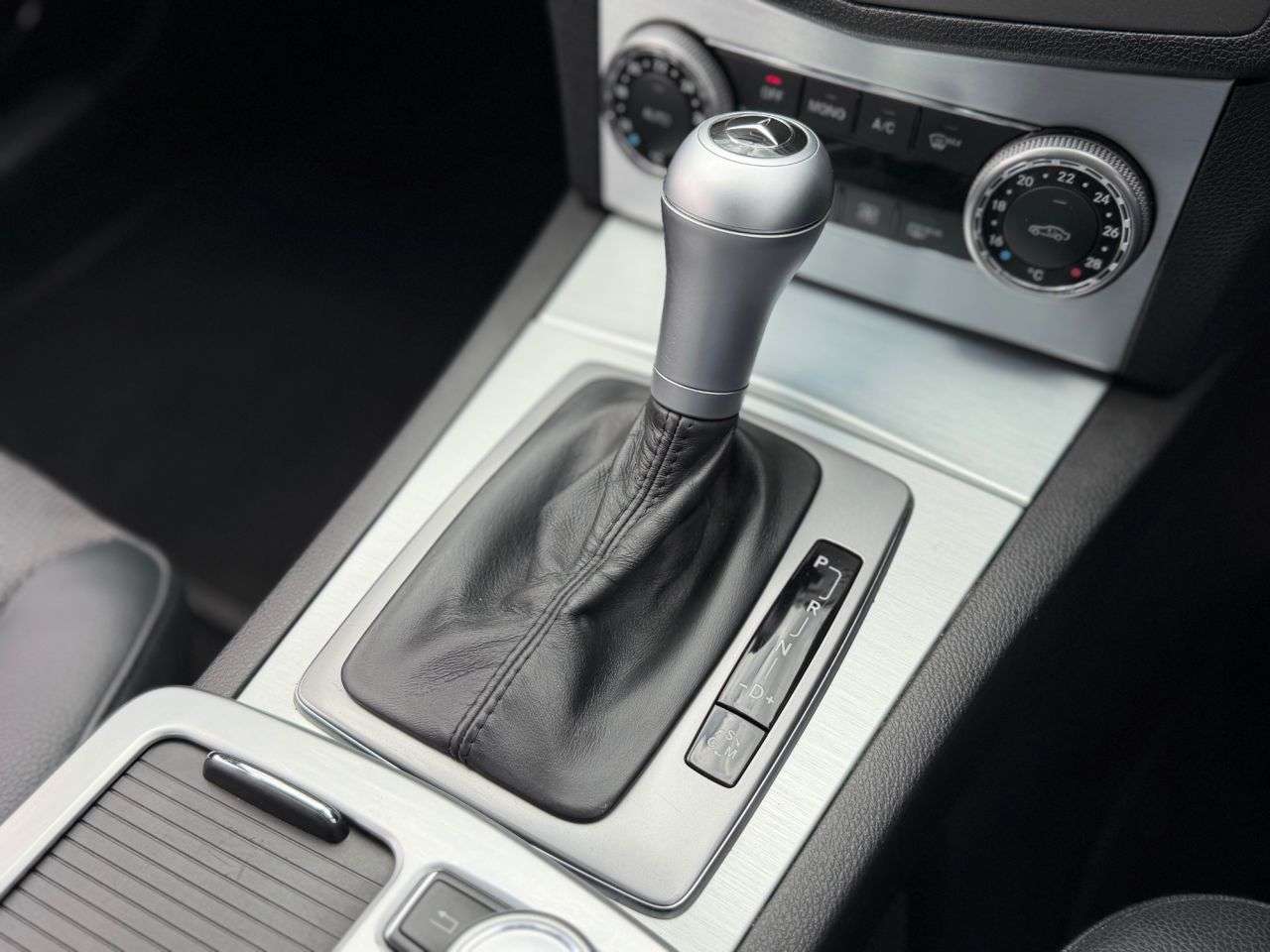 2009 MERCEDES-BENZ C-CLASS 2009 MERCEDES-BENZ C-CLASS