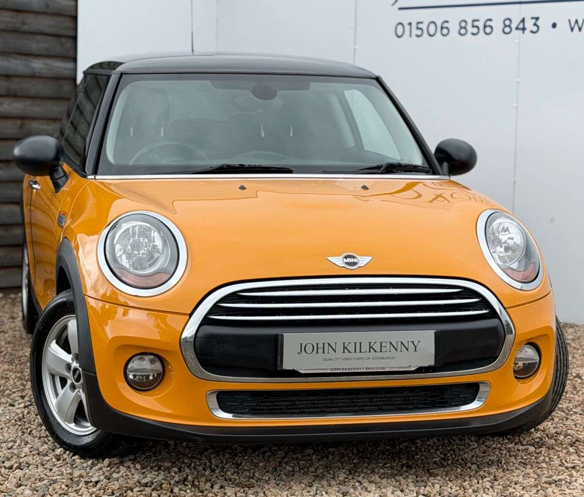 A 2015 MINI HATCH 1.2 One Hatchback 3dr Petrol Manual Euro 6 (s/s) (102 ps) A 2015 MINI HATCH 1.2 One Hatchback 3dr Petrol Manual Euro 6 (s/s) (102 ps)