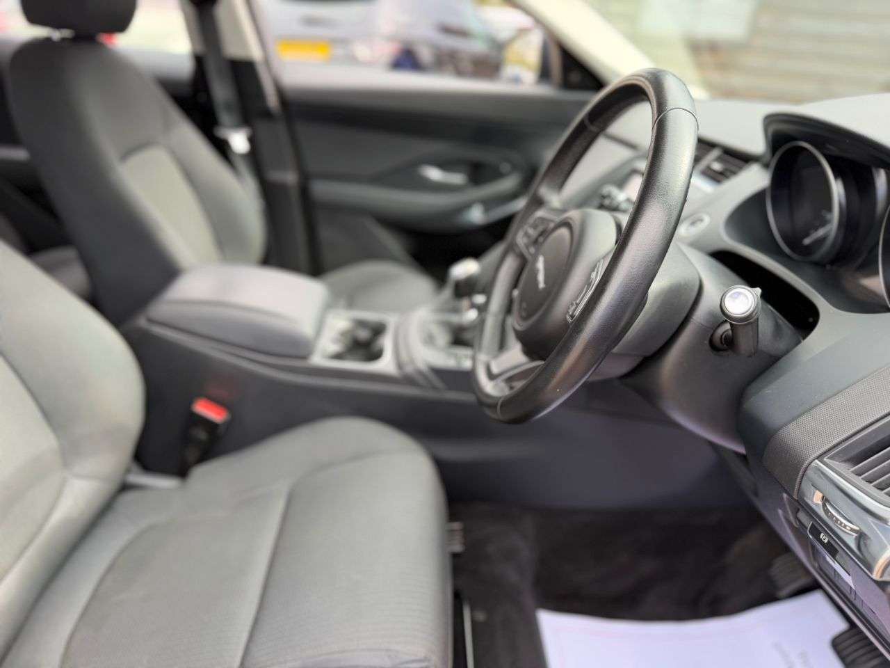 2018 JAGUAR E-PACE 2018 JAGUAR E-PACE