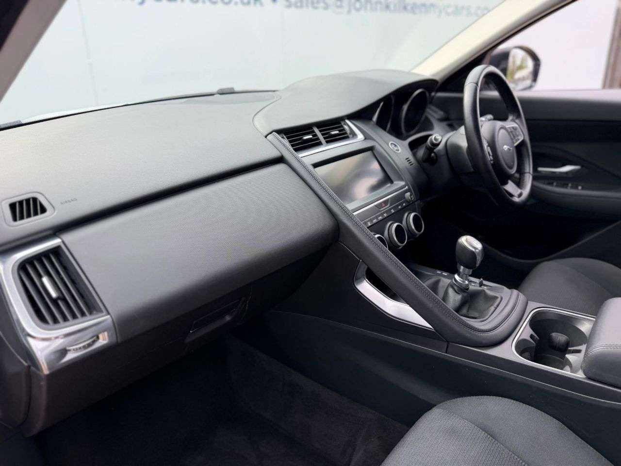 2018 JAGUAR E-PACE 2018 JAGUAR E-PACE