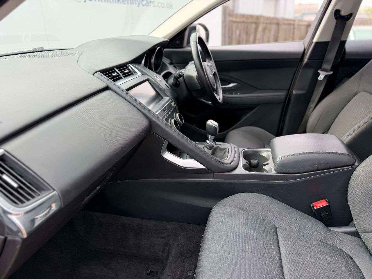 2018 JAGUAR E-PACE 2018 JAGUAR E-PACE