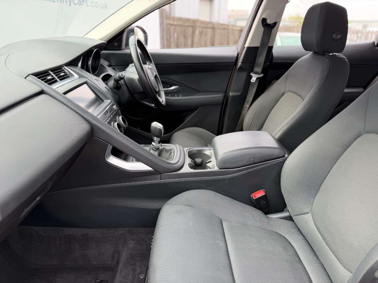 2018 JAGUAR E-PACE 2018 JAGUAR E-PACE