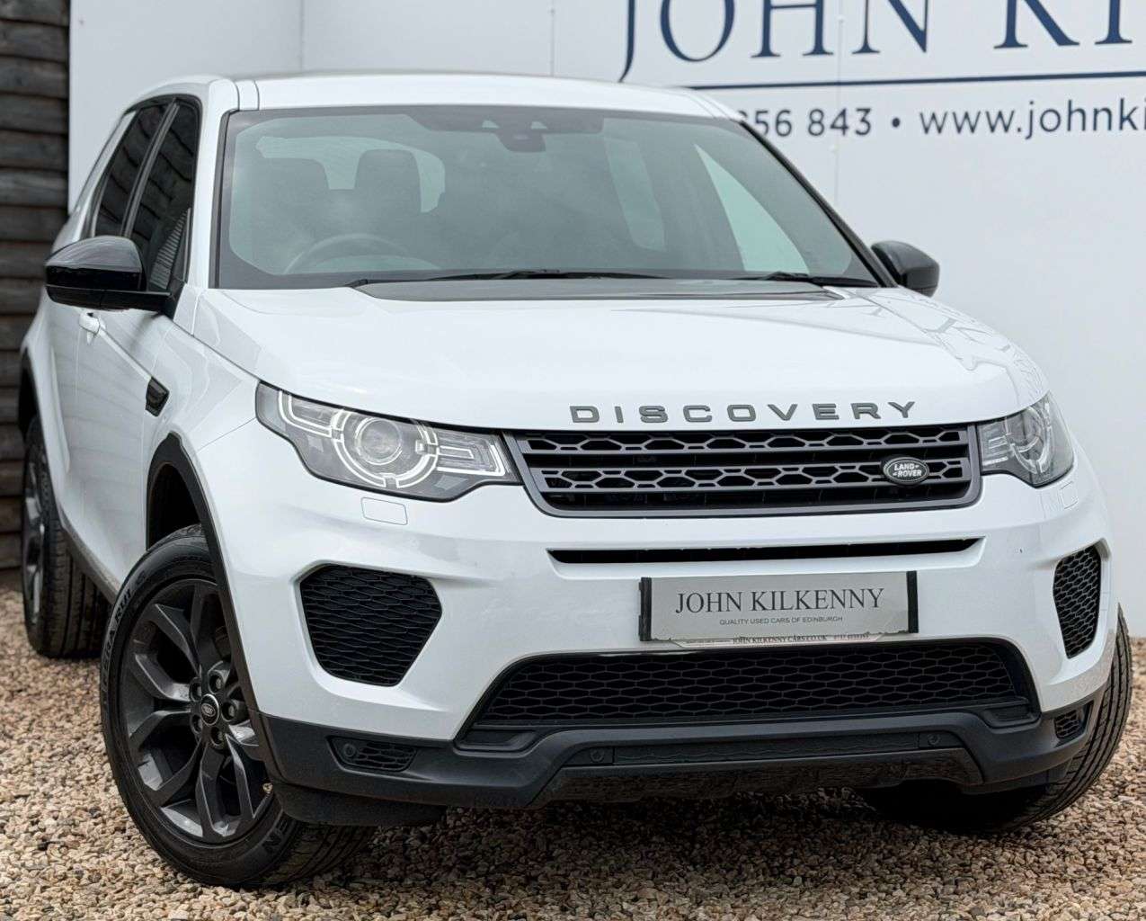 A 2019 LAND ROVER DISCOVERY SPORT 2.0 TD4 Landmark SUV 5dr Diesel Auto 4WD Euro 6 (s/s) (180 ps) A 2019 LAND ROVER DISCOVERY SPORT 2.0 TD4 Landmark SUV 5dr Diesel Auto 4WD Euro 6 (s/s) (180 ps)