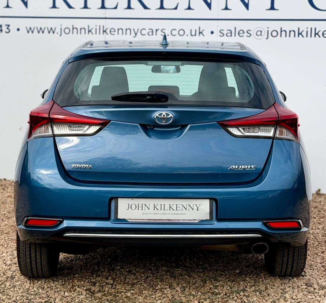 2017 TOYOTA AURIS 2017 TOYOTA AURIS