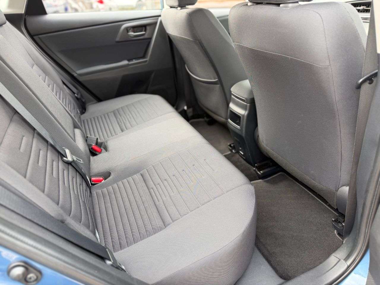 2017 TOYOTA AURIS 2017 TOYOTA AURIS
