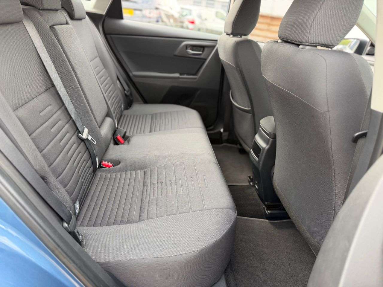 2017 TOYOTA AURIS 2017 TOYOTA AURIS