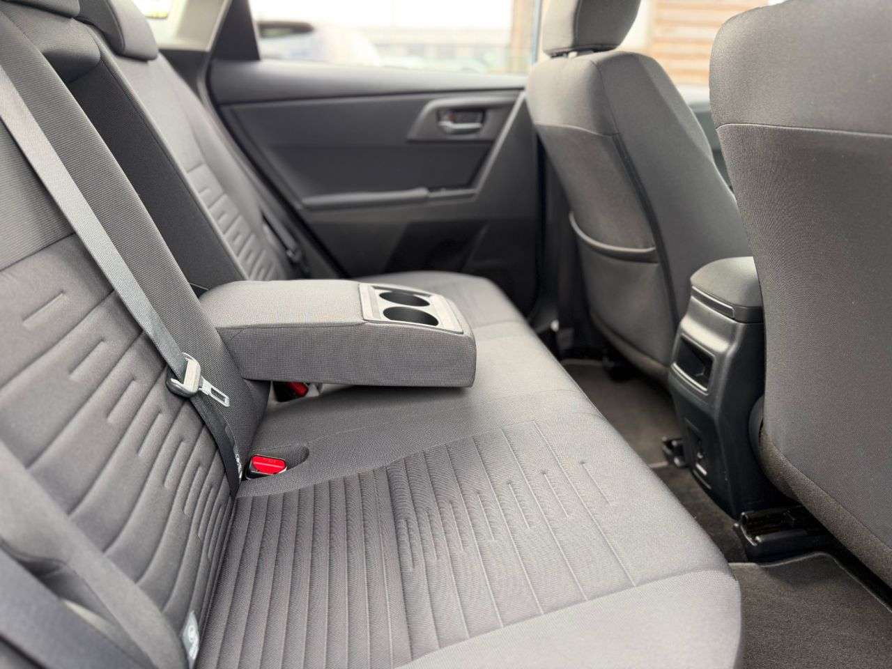 2017 TOYOTA AURIS 2017 TOYOTA AURIS