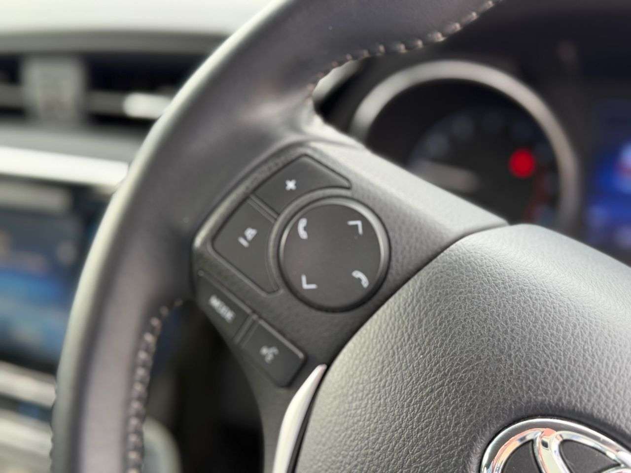2017 TOYOTA AURIS 2017 TOYOTA AURIS