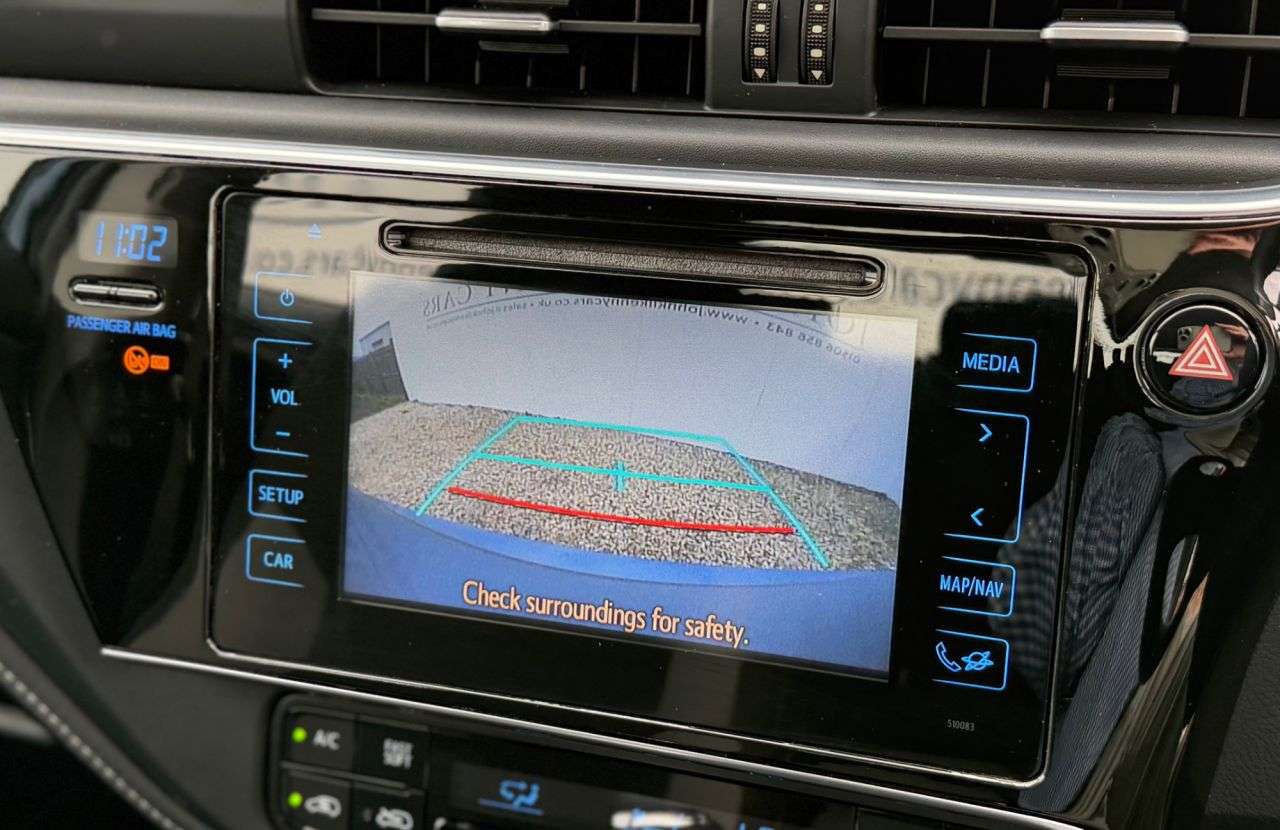 2017 TOYOTA AURIS 2017 TOYOTA AURIS