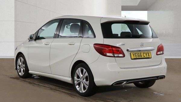 A 2016 MERCEDES-BENZ B-CLASS 1.5 B180d Sport MPV 5dr Diesel 7G-DCT Euro 6 (s/s) (109 ps) A 2016 MERCEDES-BENZ B-CLASS 1.5 B180d Sport MPV 5dr Diesel 7G-DCT Euro 6 (s/s) (109 ps)