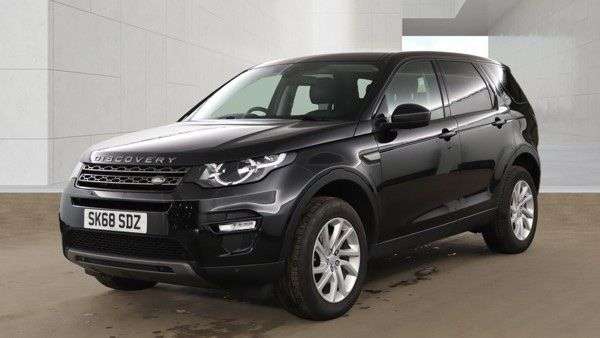 A 2018 LAND ROVER DISCOVERY SPORT 2.0 TD4 SE Tech SUV 5dr Diesel Auto 4WD Euro 6 (s/s) (180 ps) A 2018 LAND ROVER DISCOVERY SPORT 2.0 TD4 SE Tech SUV 5dr Diesel Auto 4WD Euro 6 (s/s) (180 ps)