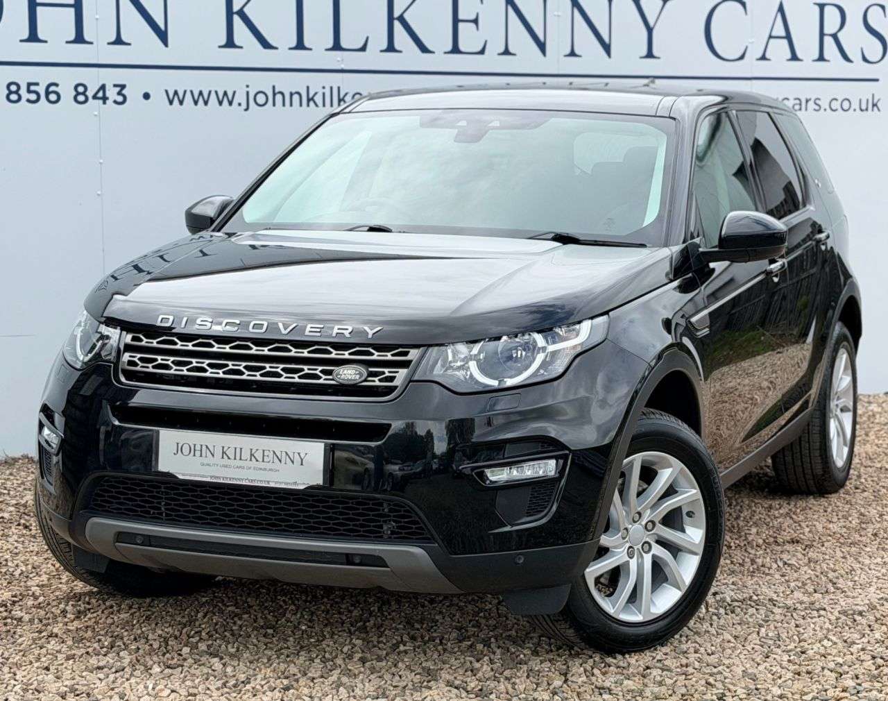 A 2018 LAND ROVER DISCOVERY SPORT 2.0 TD4 SE Tech SUV 5dr Diesel Auto 4WD Euro 6 (s/s) (180 ps) A 2018 LAND ROVER DISCOVERY SPORT 2.0 TD4 SE Tech SUV 5dr Diesel Auto 4WD Euro 6 (s/s) (180 ps)